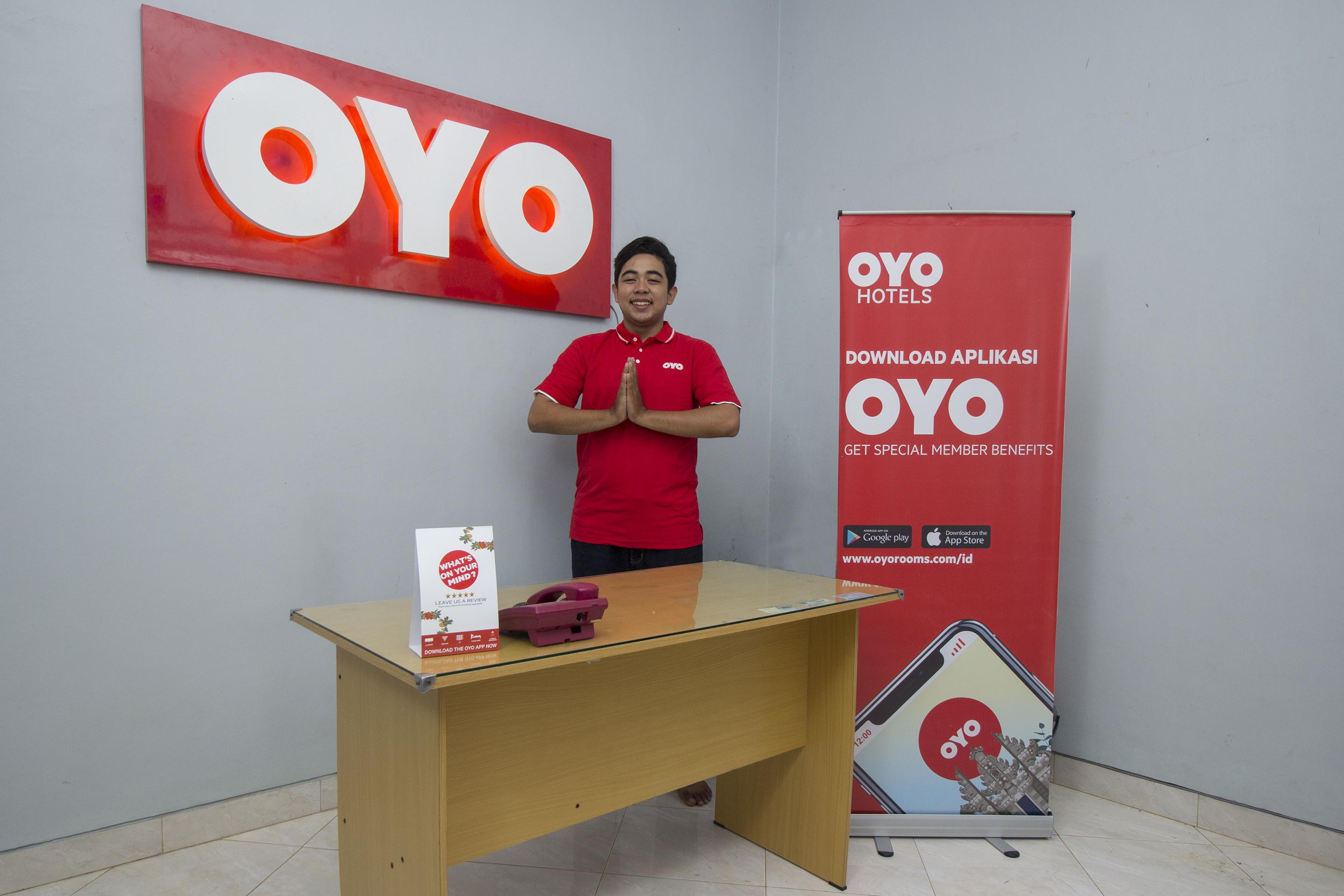 Oyo 572 Omah Gedongkuning Syariah Homestay Джокьякарта Экстерьер фото