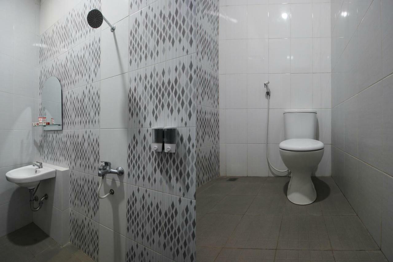Oyo 572 Omah Gedongkuning Syariah Homestay Джокьякарта Экстерьер фото
